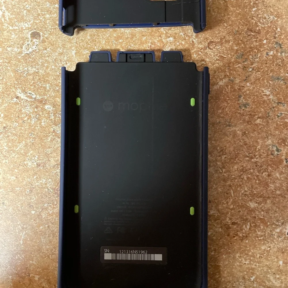 Mophie juice pack- protective battery case